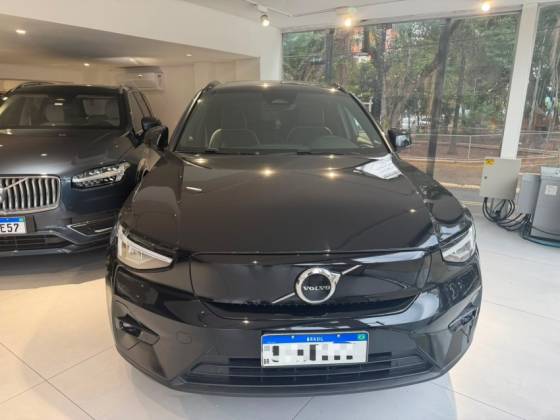 VOLVO XC40 P6 RECHARGE ELECTRIC PLUS VOLVO XC40 P6 RECHARGE ELECTRIC PLUS